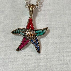 Fashion necklace and matching earrings.